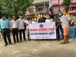 तिलोत्तमा सृजनशील समाजले बाँड्याे अतिबिपन्न १ सय  घरपरिवारलाई खाद्यान्न