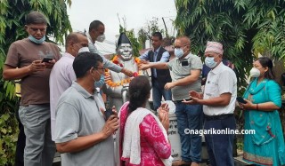 लाैहपुरुष गणेशमान सिंहको २३ औं स्मृति दिवसमा बुटवलमा माल्यार्पण