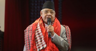 वामदेवलाई राष्ट्रियसभा सदस्यको हैसियतले काम गर्न नदिन भन्दै  सर्वोच्चमा त्रिपाठीकाे रिट