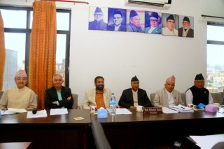 आन्तरिक विवाद मिलाउन काँग्रेस शीर्ष नेता सानेपामा,१९ गते  केन्द्रीय कार्यसमितिकाे बैठक