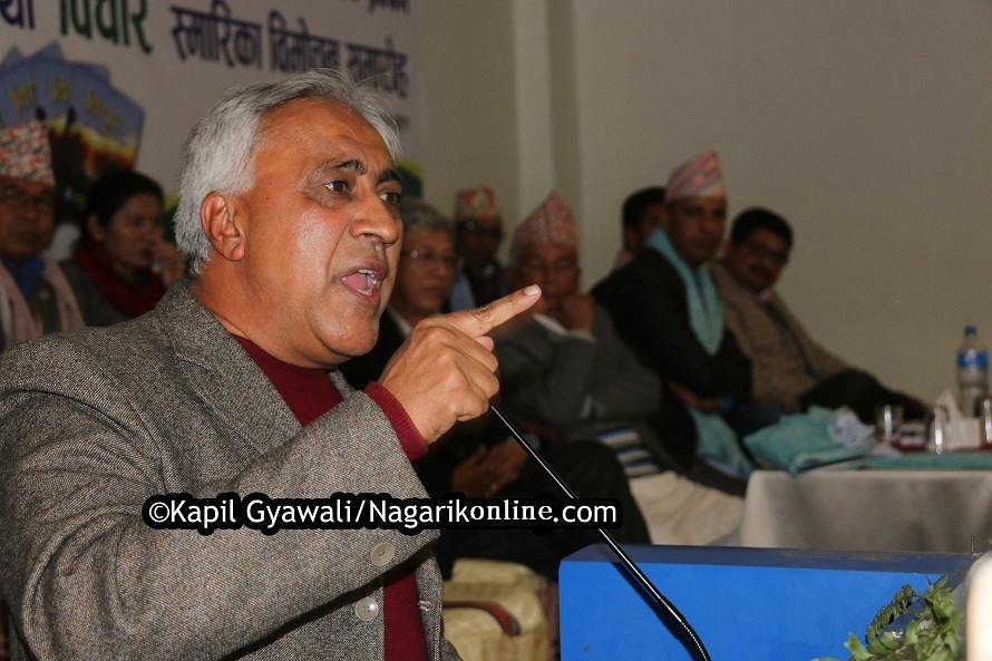 चन्द्र भण्डारीको टिप्पणी : ‘सत्ता र शक्तिका निम्ति इतिहास बोकेका परिवारका खम्बाहरु ढले !’