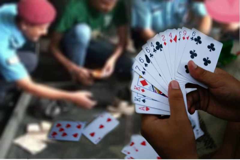 दाङ घोराहीबाट ४ लाख ६४ हजार रकमसहित २० जना जुवाडे पक्राउ