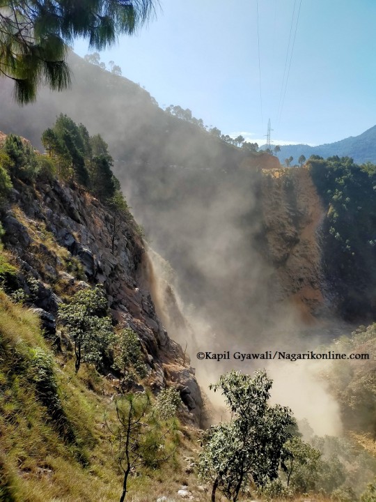 कालीगण्डकी करिडोरमा पहिराे खस्दा पाँच जना कामदारको मृत्यु ,दुई  घाइते