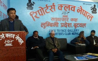 लुम्बिनी प्रदेशका सांसदहरु भन्छन्-‘ प्रधानमन्त्रीले चालेको अस‌ंवैधानिक कदमले मुलुक र लोकतन्त्र नै धरापमा’