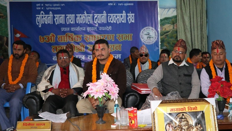 लुम्बिनीका यातायात व्यवसायीको गुनासाे : ‘सरकारले साना व्यवसायीलाई विस्थापित गर्न प्रालिको अवधारणा ल्यायाे’