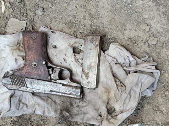 बुटवलको राजश्व अनुसन्धान कार्यालयमा भेटियाे पेस्तोल !