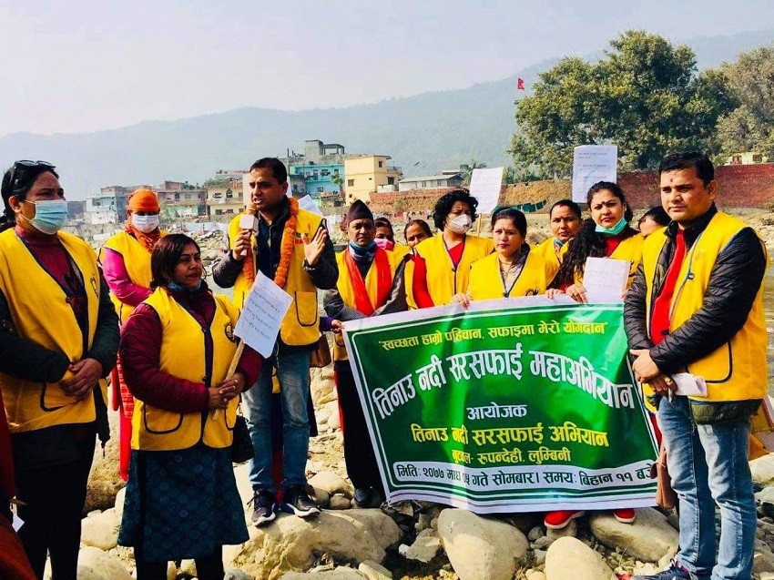 बुटवलमा थालियाे  तिनाउ नदी सरसफाइ अभियान