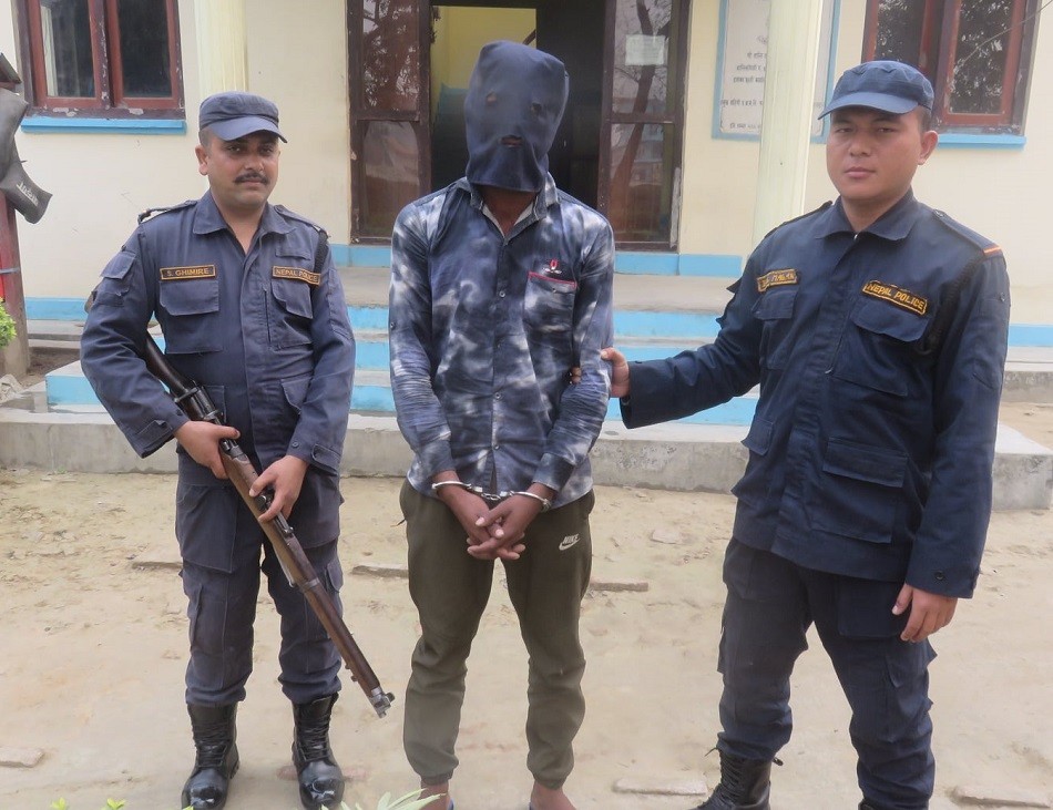 कपिलवस्तुमा छोरीलाई जबरजस्ती करणीको आरोपमा बुवा पक्राउ