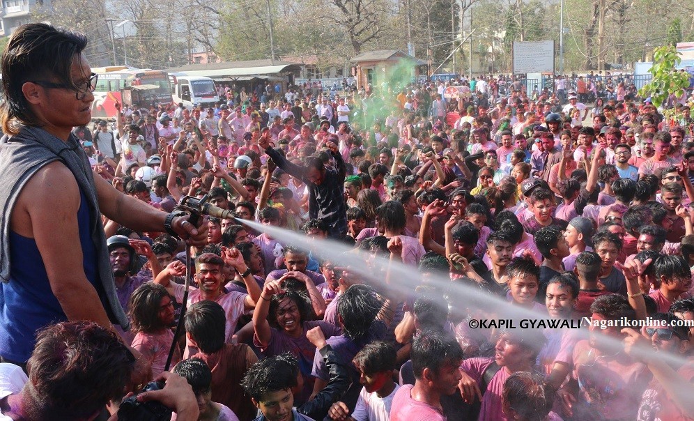 आज तराईमा हर्षोल्लासपूर्वक होली पर्व मनाईंदै