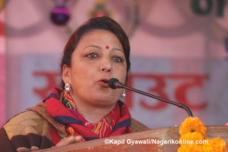 लुम्बिनीका डीआईजी धानुकले गरे सांसदमाथि दुर्व्यवहार,कांग्रेस सचेतक क्षेत्री भन्छिन्-‘मलाई न्याय चाहियाे’