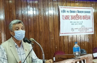 कोराेनाबाट जनता जाेगाउने उपाय नै खाेप र लकडाउन : प्रदेश स्वास्थ्यमन्त्री श्रेष्ठ