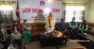 लुम्बिनी प्रदेश सरकार : अल्पमत र अवैध भएको भन्दै  बिपक्षी गठबन्धनले प्रदेश प्रमुखलाइ गराए ध्यानाकर्षण