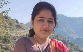 ‘सम्पर्कविहीन’ भनिएकी प्रदेश सांसद बिमला वली मुख्यमन्त्री पाेखरेलको निवासमा ‘बन्धक’ !