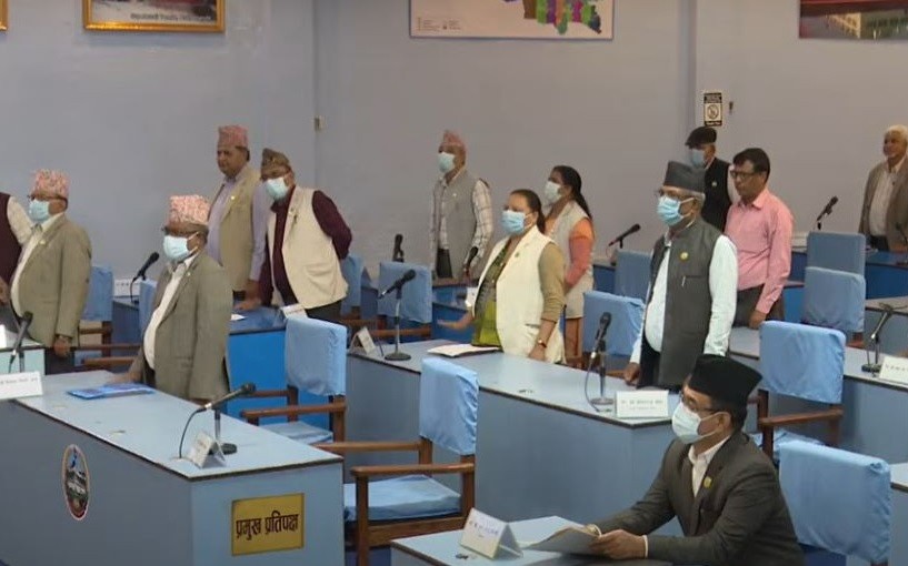 एमालेकाे अवरोधका कारण लुम्बिनी प्रदेशसभाको अधिवेसन स्थगित,शाही र ओलीलाई पदमुक्त गर्न माग