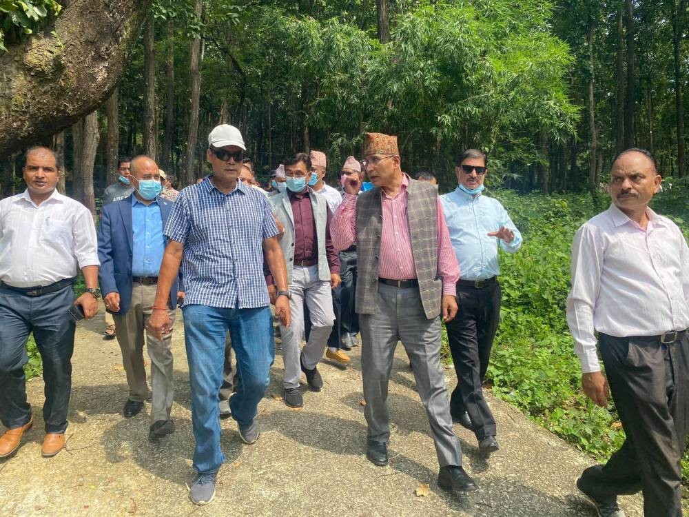 बुटवलको पहिरो अवलोकन गर्दै बिष्णु पाैडेलले भने-‘बस्ती सुरक्षाका लागि सरकार गम्भीर हुनुपर्छ’