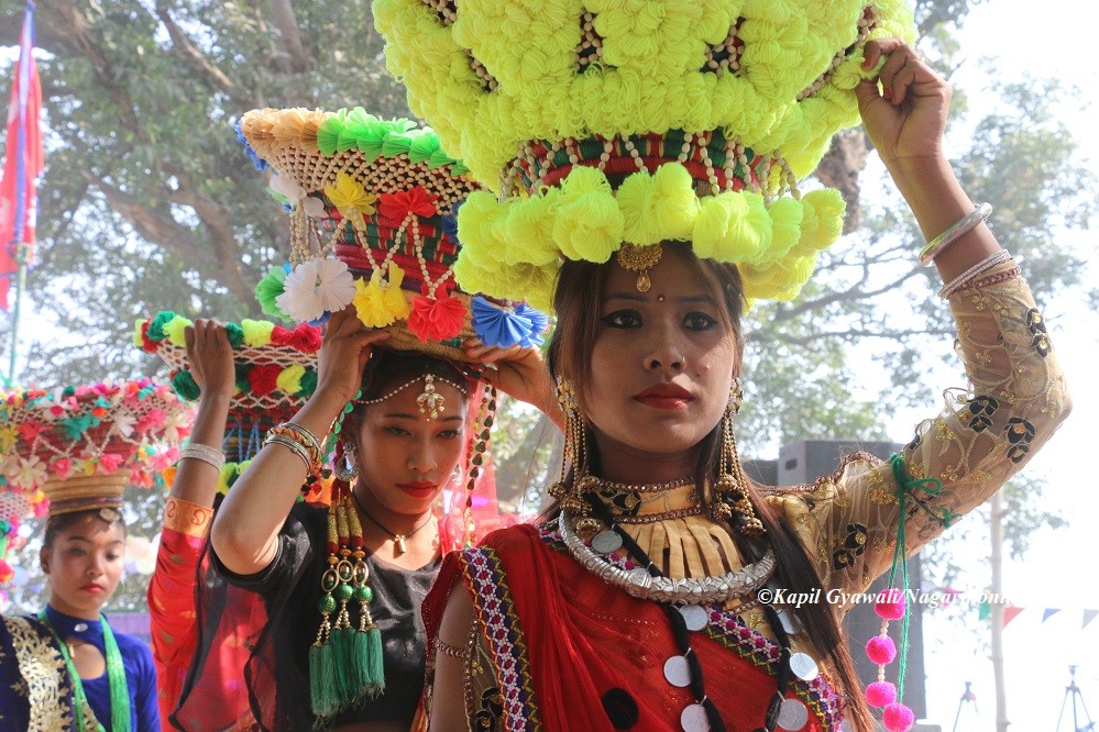 tharu samudaya (3).JPG