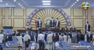 ‘अनुशासनहीन सदस्यलाइ’ कारबाही गर्न माग गर्दै एमालेद्वारा लुम्बिनी प्रदेशसभा बैठकमा नाराबाजी