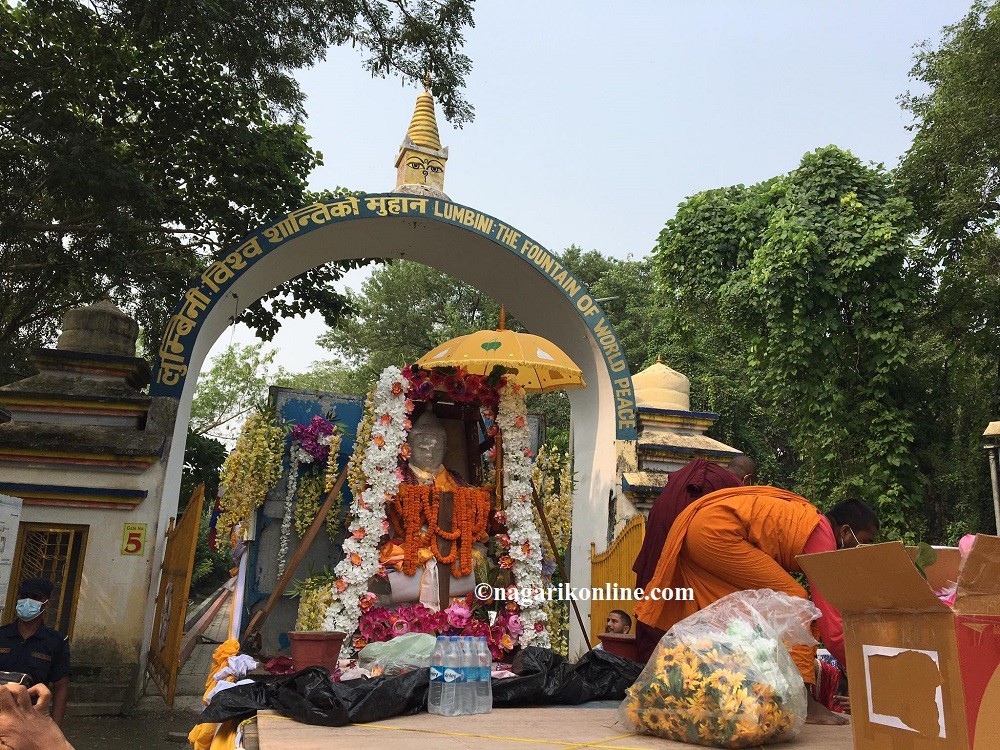 ह्वाइट जेड स्टोनबाट बनेको साढे २अर्बको बुद्धमूर्ति भैरहवामा,बाजागाजासहित लुम्बिनीसम्म परिक्रमा
