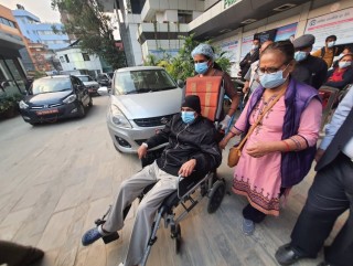 नेकपा माओवादी (क्रान्तिकारी)का महासचिव मोहन वैद्य(किरण) डिस्चार्ज
