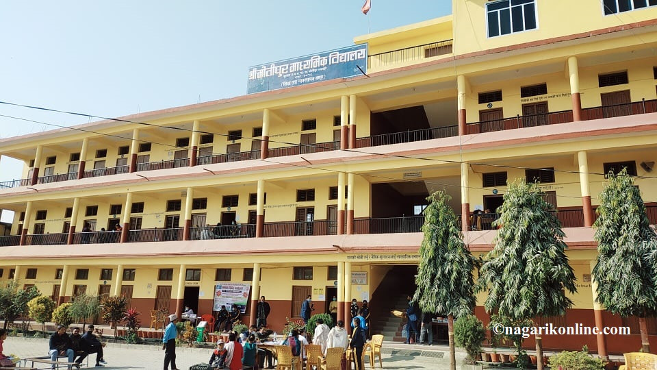 motipur mavi.jpg