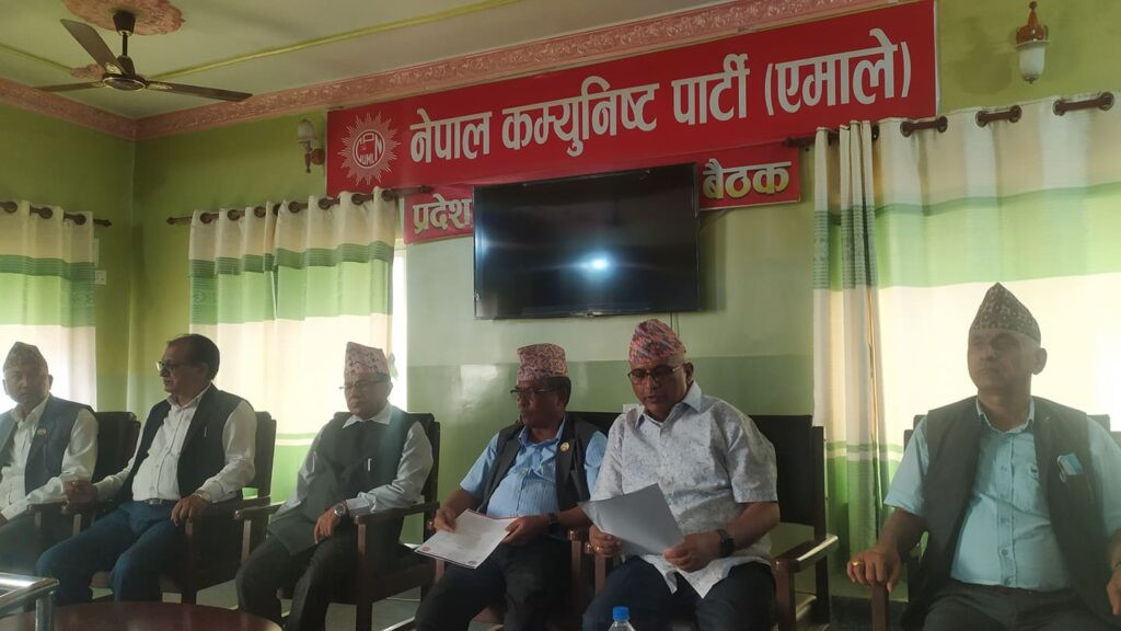 लुम्बिनीमा एमालले माग्यो  मुख्यमन्त्री कुलप्रसाद केसीको राजीनामा