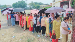 प्रतिनिधि र प्रदेश सभा सदस्य चयन गर्न आज देशैभर मतदान जारी