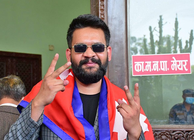 जित सुनिश्चित भएपछि बालेन शाहले भने- ‘महानगरको उन्नतिका लागि सबैसँग सहकार्य गर्छु’