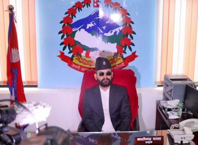 काठमाडौं महानगरपालिकाका मेयर बालेन साहविरुद्ध नाराबाजी,पुत्ला दहनसहित प्रदर्शन