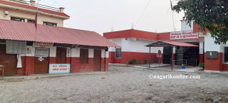 सेवा नपाएपछि तिलोत्तमा १ को वडा कार्यालयमा सेवाग्राहीद्वारा तालाबन्दी