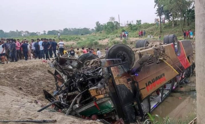 रोहिणीमा हिजाे भएको बस दुर्घटनाका मृतक नौ जनाकै सनाखत