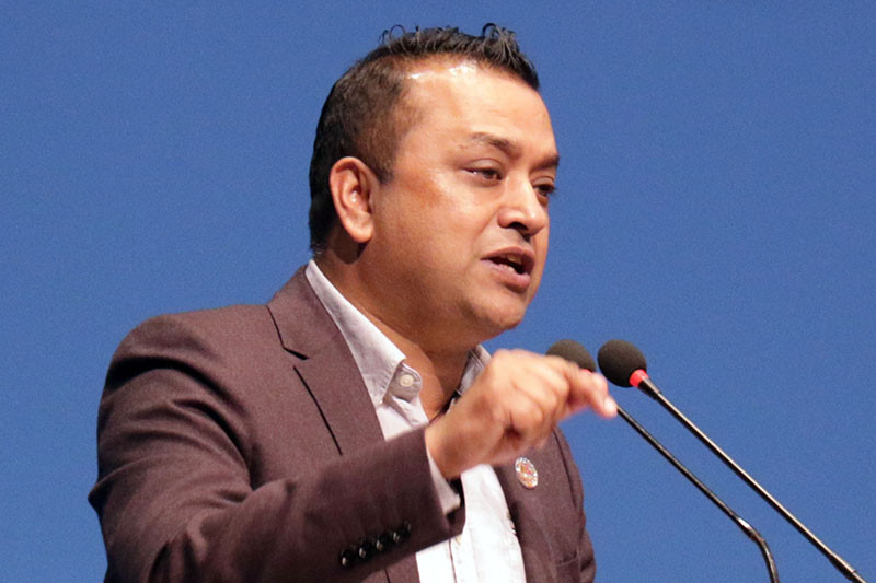 कानुनी छिद्रको प्रयोग गर्दै कैद मिनाहा गरियो, छिद्र टालौँ : गगनकुमार थापा