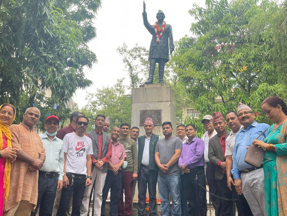 वीपीको ४० औं स्मृति दिवस : बुटवलको शालिकमा माल्यार्पण