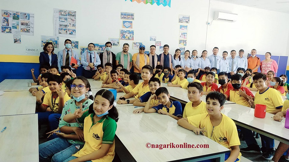लुम्बिनी वल्ड स्कुलमा ‘वेस्ट ह्याण्ड राइटिङ ट्रेनिङ’ समापन