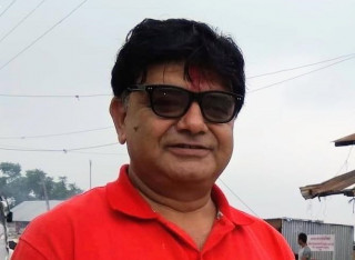 प्रेस चौतारीको कल्याणकारी कोषलाई खनालको ५० हजार सहयोग