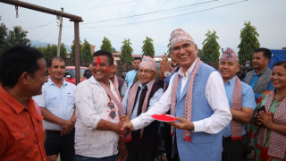 अन्य पार्टी परित्याग गरी १७६ जना एमालेमा,विष्णु पौडेलले स्वागत गरे 