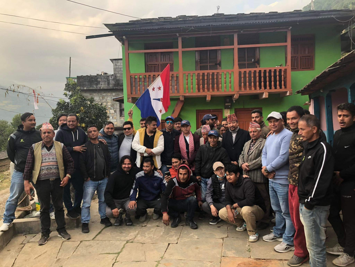 तरुण दलअध्यक्ष गुरुङको आराेप -‘एमाले पार्टी केपि ओली प्रालिमा परिणत भैसक्यो’