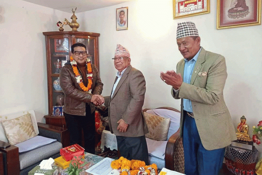 राजीव गुरुङ (दीपक मनाङे) नेकपा एकीकृत समाजवादीमा प्रवेश