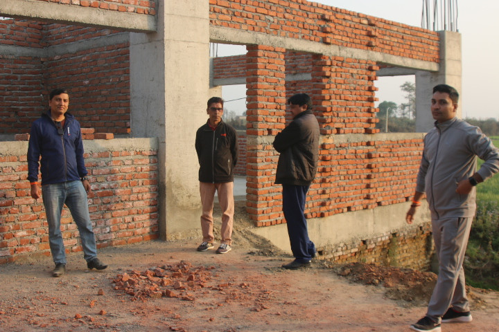 तिलोत्तमामा संचालित ठूला आयोजनाहरुको अनुगमनमा निस्किए प्रमुख प्रशासकीय अधिकृत अर्याल
