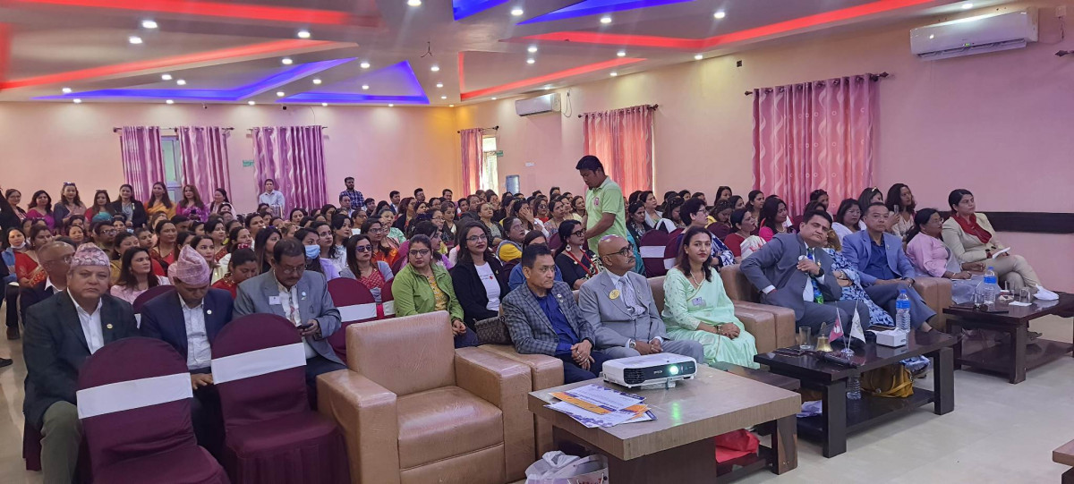 लायन्स  डिष्ट्रिक ३२५ पीद्वारा महिलाहरुलाई नेतृत्व विकास अभिमुखिकरण