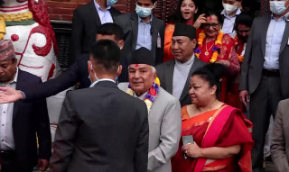 नवनिर्वाचित राष्ट्रपति पौडेल कारगेटबिना नै सवार,जनता सडक नै खाली गरेर रोकिनुपरेन !