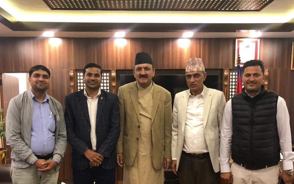 अर्थमन्त्री महत र बुटवल नगरप्रमुख पाण्डेयबीच भेटवार्ता,संघीय आयोजना छिटो पूरा गरिदिन अनुरोध