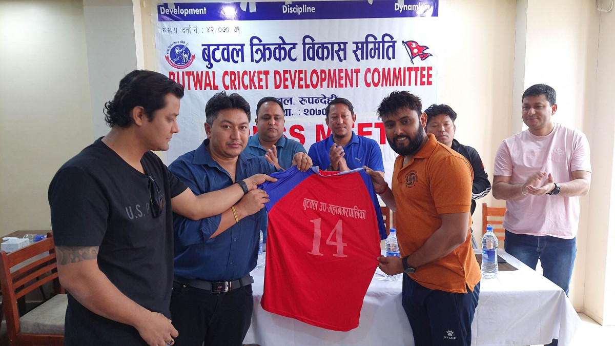 press meet soprt.jpg