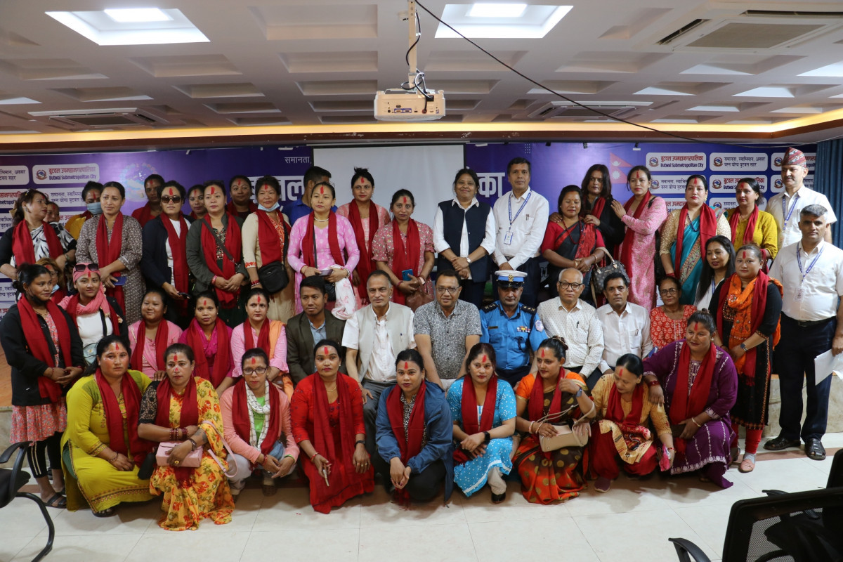 ३५ जना रिक्सा चालक महिलालाई बुटवल उपमहानगरद्वारा सम्मान