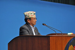 ‘बजेटले एकात्मक राज्य प्रणालीको झल्को दिन्छ ’ : सांसद पूर्णबहादुर घर्ती
