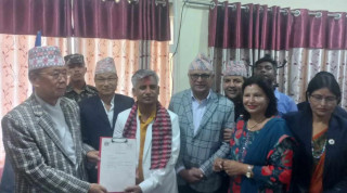 कोशी प्रदेशको मुख्यमन्त्रीमा कांग्रेसका केदार कार्की नियुक्त