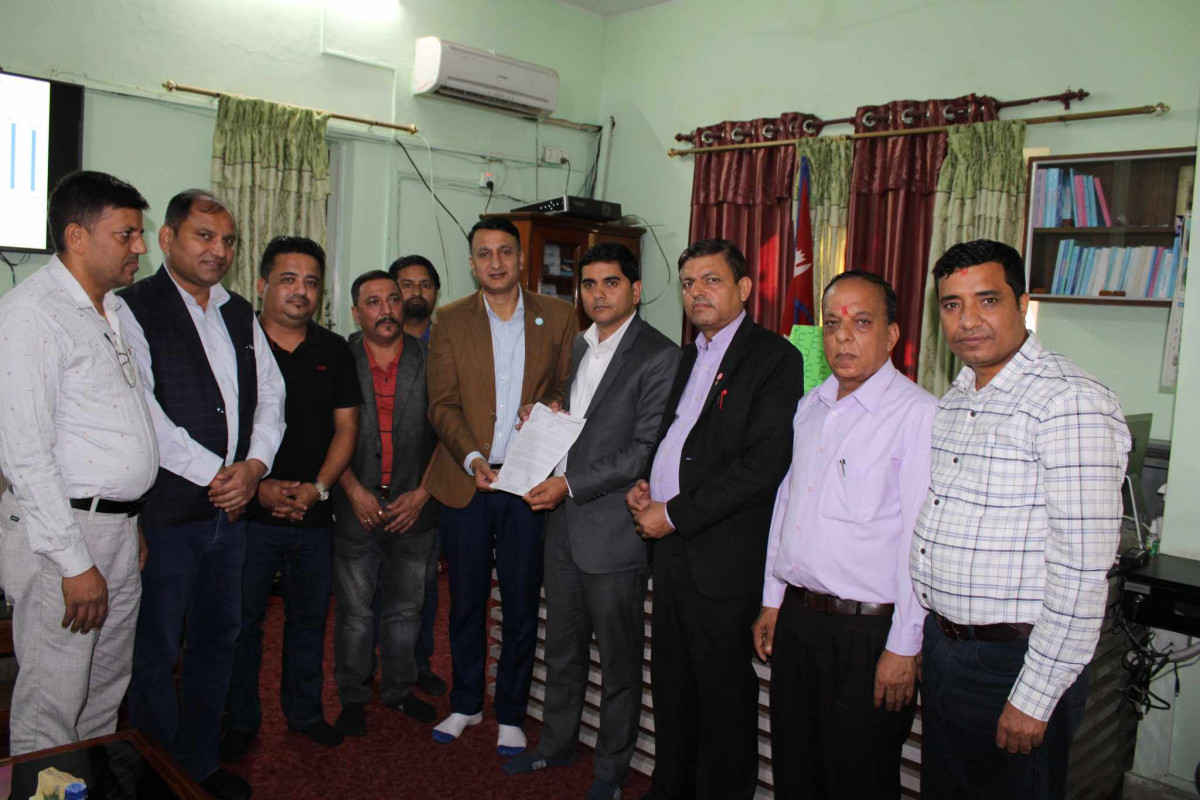 सीमामा कडाई गर्न बुटवल उद्योग वाणिज्य संघको माग,भन्सारमा ज्ञापन पत्र