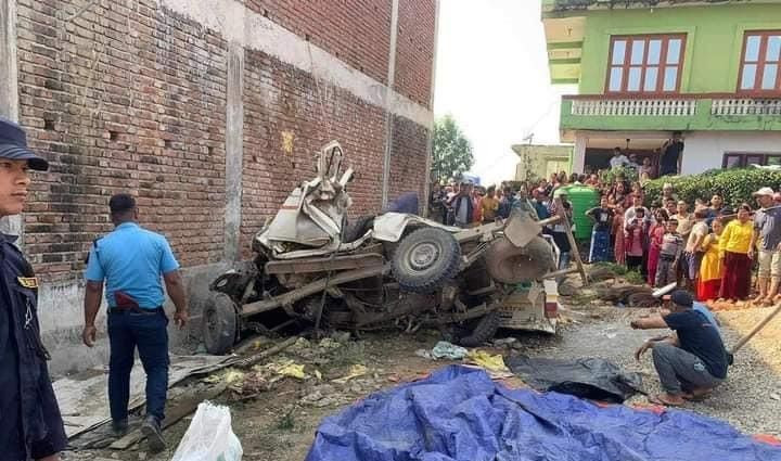 जिप दुर्घटनाका मृतक सातै जनाको शव आफन्तले बुझे