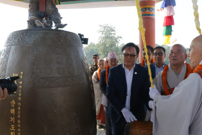 शान्तिका लागि प्राथना गर्न लुम्बिनीमा ‘शान्ति घन्टी’
