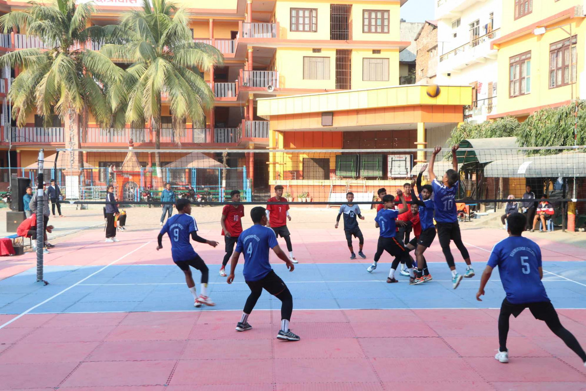 जिल्ला स्तरिय छात्र भलिबलको फाइनलमा  न्यू होराइजन र मणिमुकुन्द भिड्ने