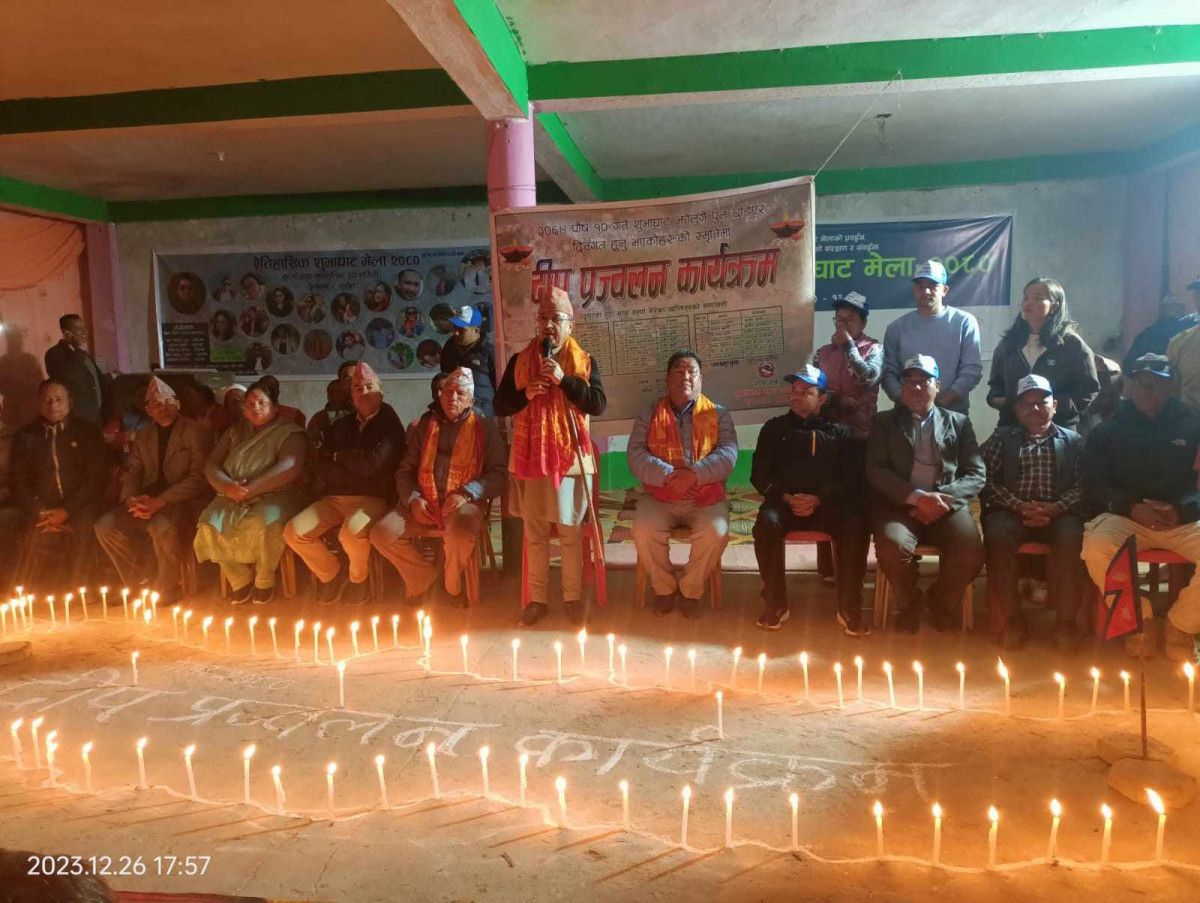 शुभाघाट दुर्घटनाका मृतकको सम्झनामा दीप प्रज्वलन